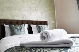 Отель Pensiunea Romeo Resort Фокшани Улучшенный номер с кроватью размера «king-size»-21